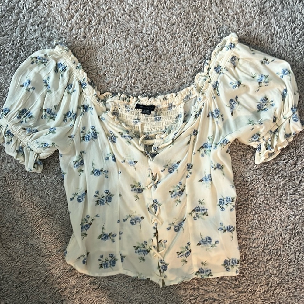 Aerie top